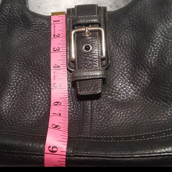 Coach Hampton IV Pebbled Leather Black - Picture 10 of 12